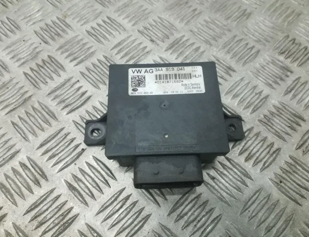 VOLKSWAGEN Passat B7 (2010-2015) Virranjakolaatikko 3AA919041 34732716