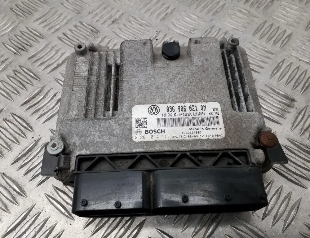 SKODA Superb 2 generation (2008-2015) Moottorin ohjausyksikkö ECU 03G906021QM,03G906021AN 34750408