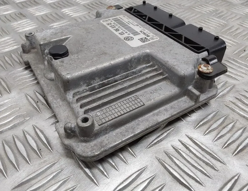 SKODA Superb 2 generation (2008-2015) Moottorin ohjausyksikkö ECU 03L906018RS 34749688