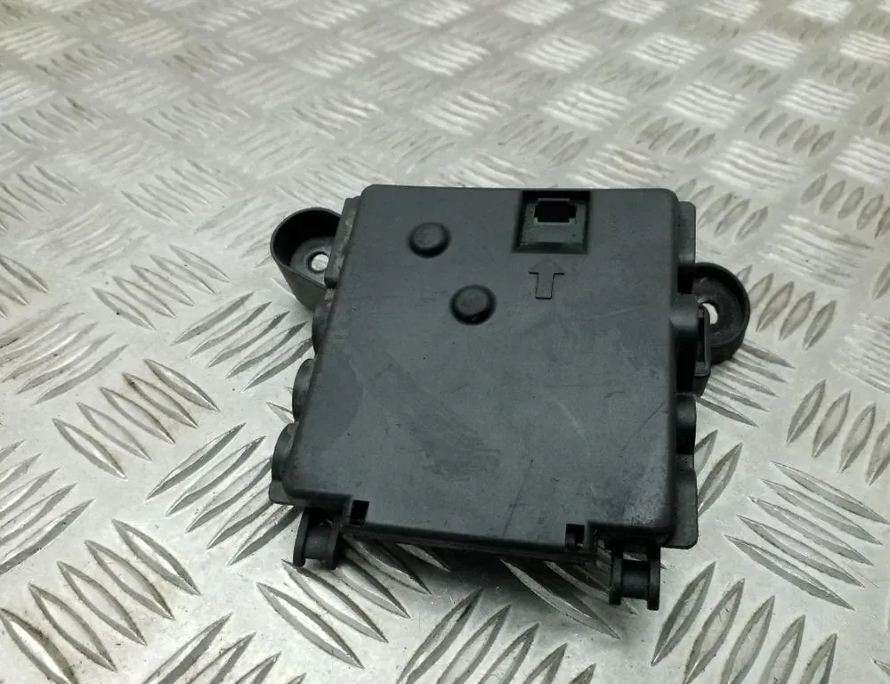 AUDI A6 C7/4G (2010-2020) Virranjakolaatikko 4G0937517 34733669