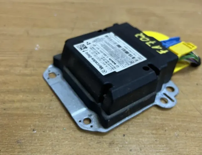 MERCEDES-BENZ Vito W447 (2014-2023) SRS-ohjausyksikkö #F1702,A4479000900 25351979