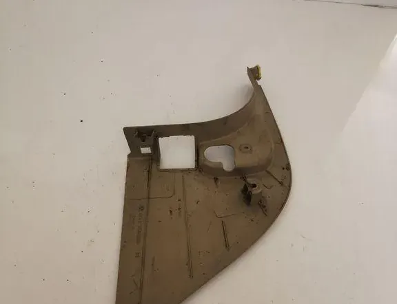 BMW 3 Series E90/E91/E92/E93 (2004-2013) Oikea etukynnysverhoilu 7066989 34172121