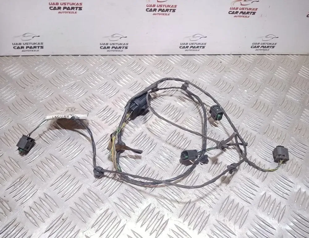 JAGUAR XF 1 generation  (2011-2016) Takaosan pysäköintitutkan johdotus 8X2T15B484 31385084