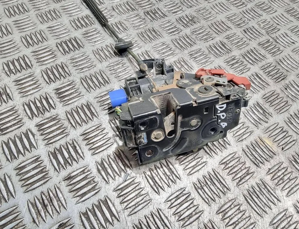 VOLKSWAGEN Golf 8 generation (2019-2023) Oikean takaoven lukko 7L0839016 33707702