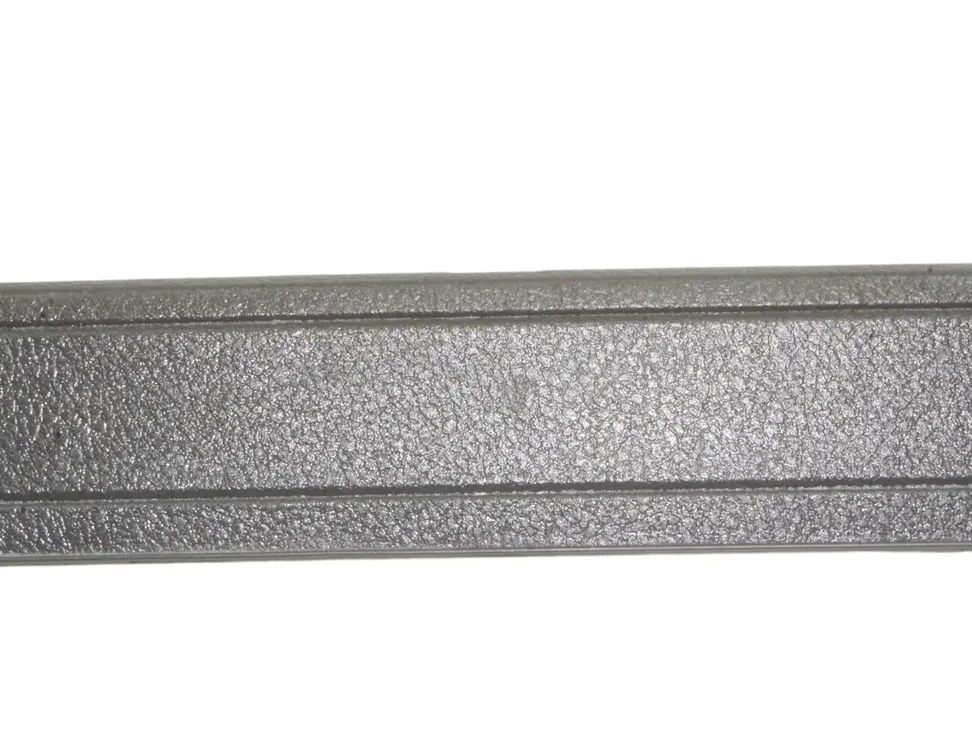 TOYOTA Verso 1 generation (2009-2015) Oikea etukynnysverhoilu 67911-0F010 27309848