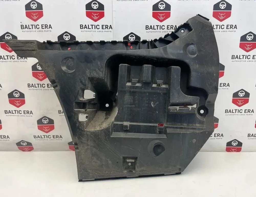 BMW 5 Series F10/F11 (2009-2017) Oikean takapuskurin kiinnike 15857711,2JXX27X9 31534052