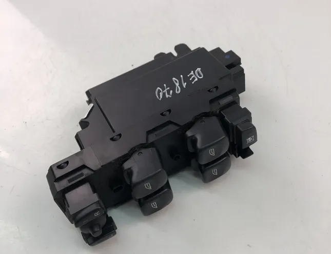 VOLVO S60 1 generation (2000-2009) Vasemman etuoven ikkunan kytkin 30746074 21748089
