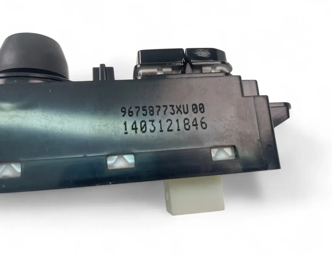 PEUGEOT 208 Peugeot 208 (2012-2015) 96758773XU 30625673