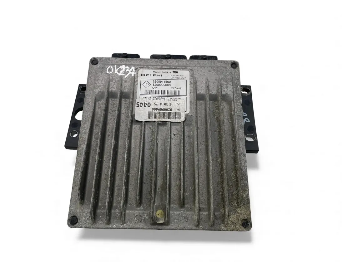 RENAULT Kangoo 2 generation (2007-2021) Moottorin ohjausyksikkö ECU 8200911560,8200909666 33078355