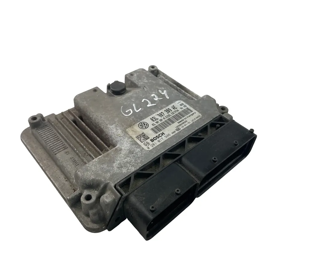 VOLKSWAGEN Passat B7 (2010-2015) Moottorin ohjausyksikkö ECU 03L907309AE,0281017946 34807589