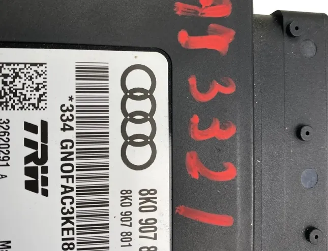 AUDI A4 B8/8K (2011-2016) Ohjausyksikkö 8K0907801M 34785070