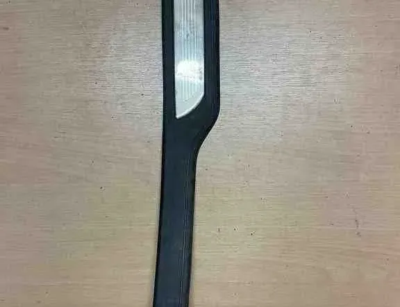 BMW 3 Series E90/E91/E92/E93 (2004-2013) Oikea etukynnysverhoilu 7183114,7963268 32639420