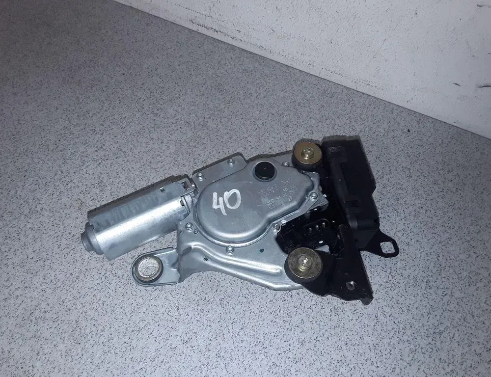 BMW 3 Series E46 (1997-2006) Takaluukun lasinpyyhkijän moottori 6925094 33745572