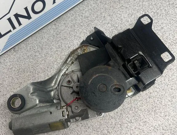BMW 3 Series E46 (1997-2006) Takaluukun lasinpyyhkijän moottori 6925094 33963493