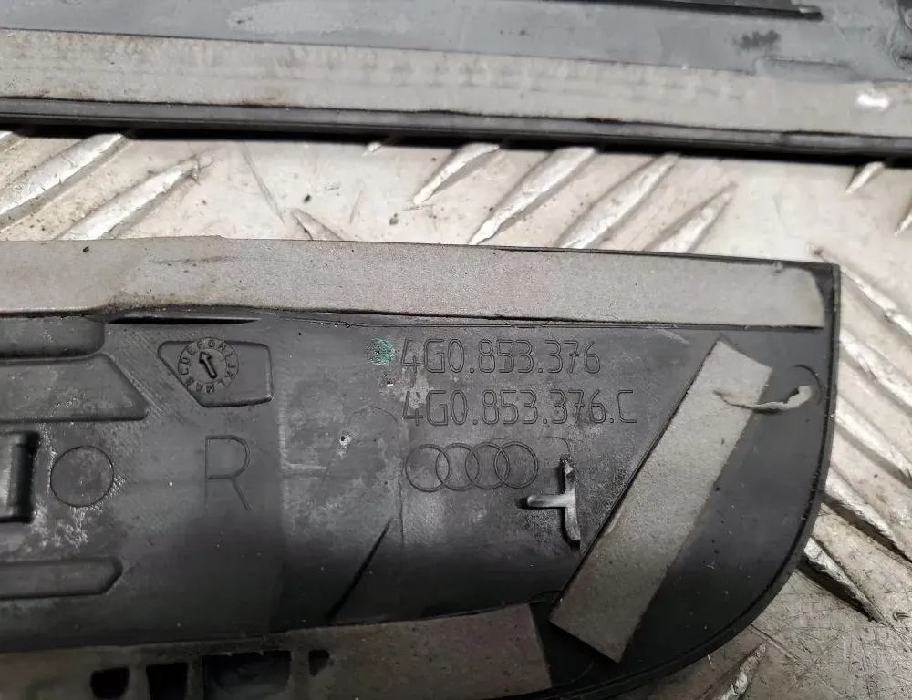 AUDI A6 C6/4F (2004-2011) Kynnyksen leikkaus 4G0853375 33439515