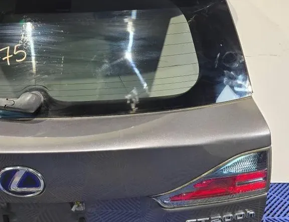 LEXUS CT 1 generation (2010-2024) Tavaratilan takaluukku 34741248