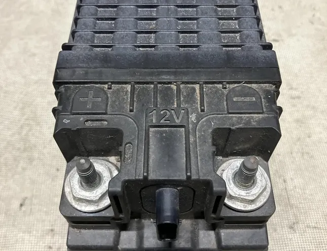 AUDI A6 C8/4K (2018-2024) Akku 4K0915101 30071675