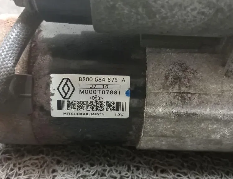 RENAULT Laguna 3 generation (2007-2015) Käynnistysmoottori 8200584675A 33251923
