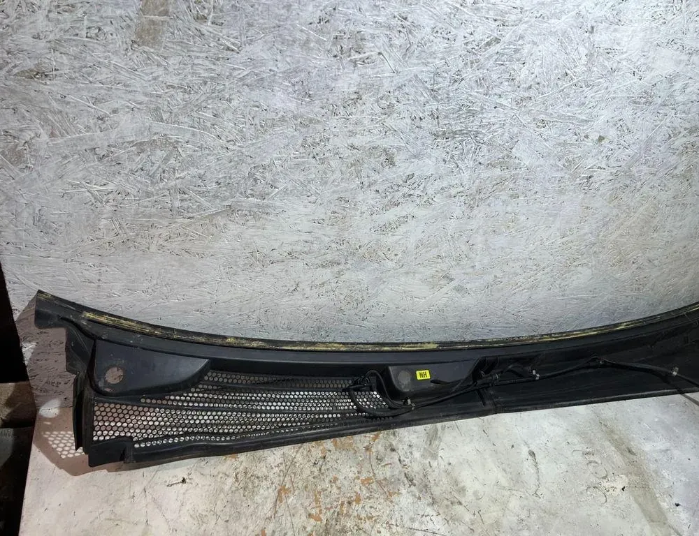 OPEL Signum C (2003-2008) Etupyyhkijän kopan koristelista 09179871 35444611