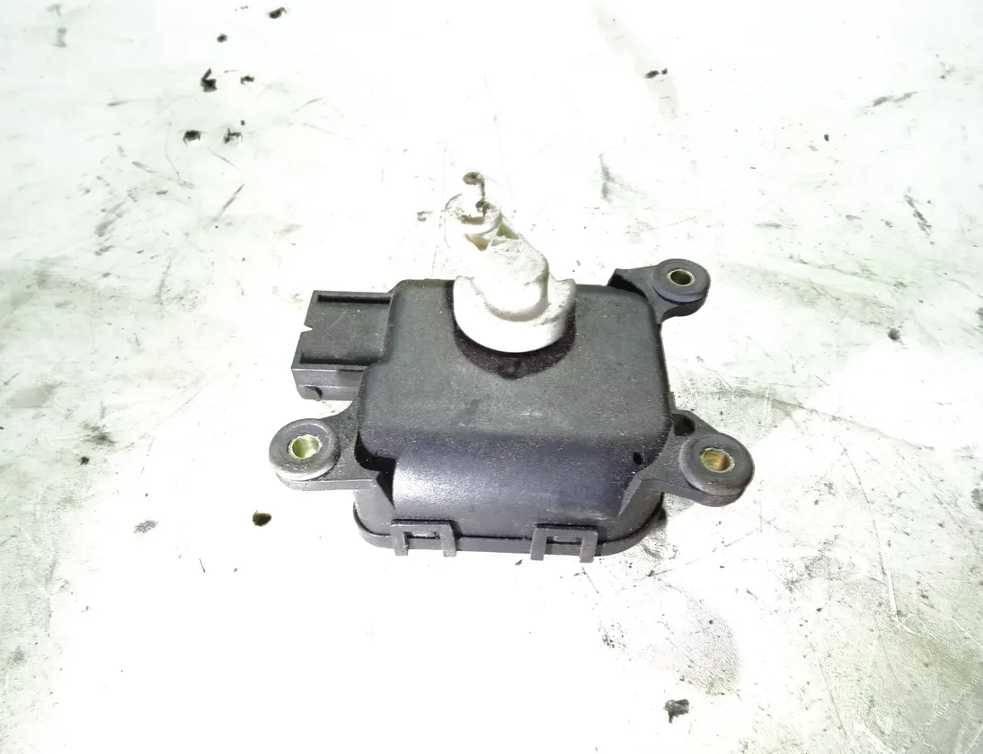 AUDI A6 C5/4B (1997-2004) Lämmittimen tuuletin 4B2820511J 14589518