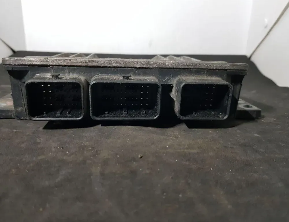 NISSAN Micra K12 (2002-2010) Moottorin ohjausyksikkö ECU 8200911560 34030767