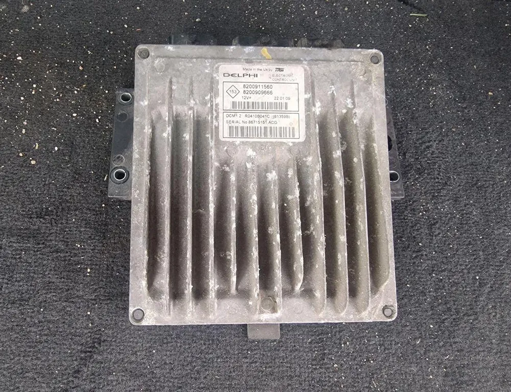 RENAULT Clio 2 generation (1998-2013) Moottorin ohjausyksikkö ECU 8200911560 34009262