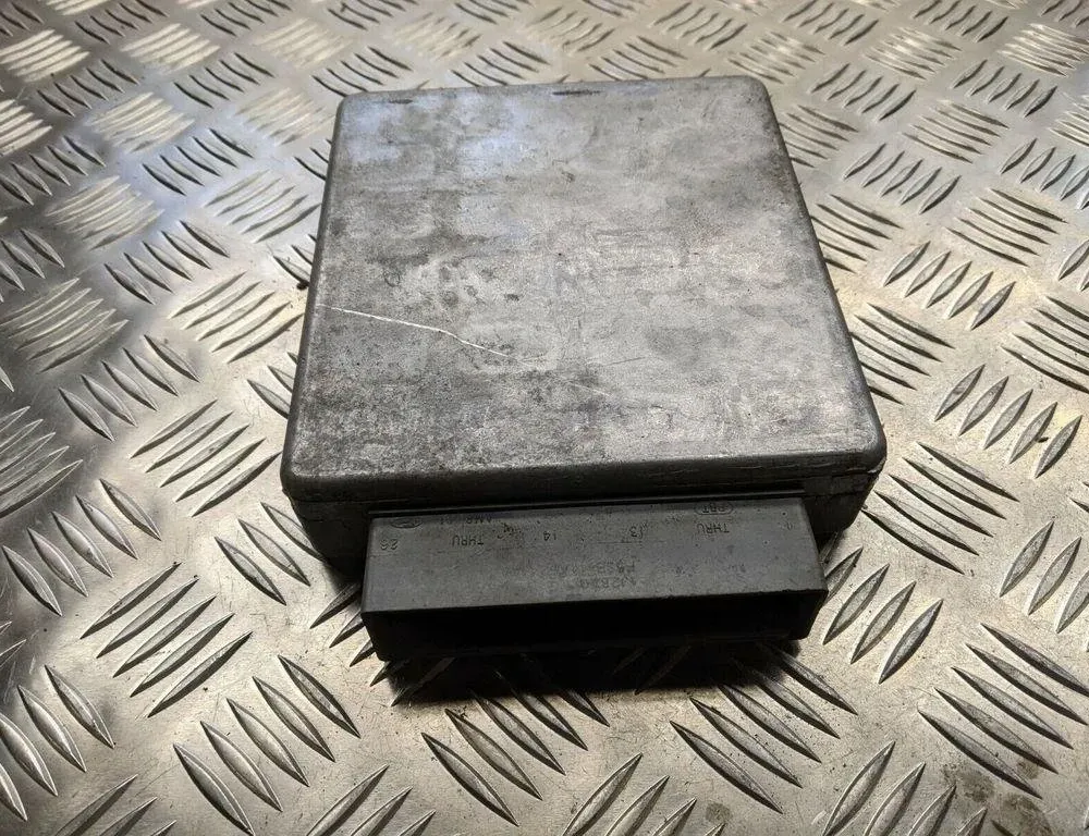 FORD USA Focus 1 generation (1998-2010) Moottorin ohjausyksikkö ECU 2S4A12A650MA 31432227