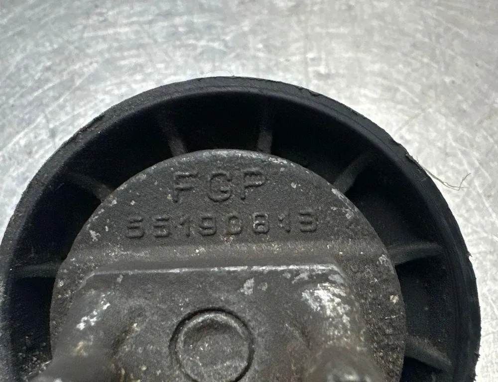 OPEL Vectra C (2002-2005) Hihnankiristin 55190813 34477079
