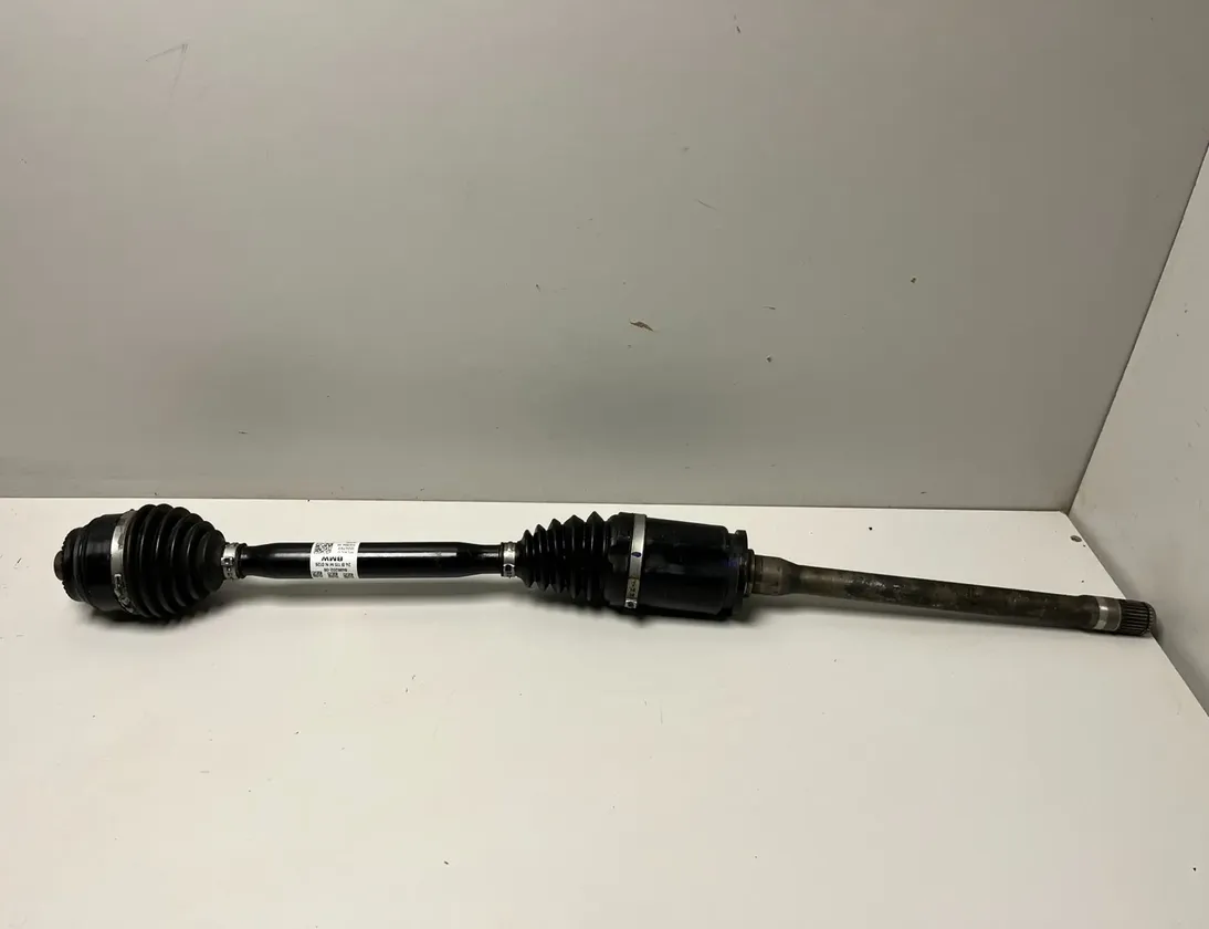 BMW X5 G05/G18 (2018-2024) Oikea etuvetoakseli 8486205,8486202 34907065