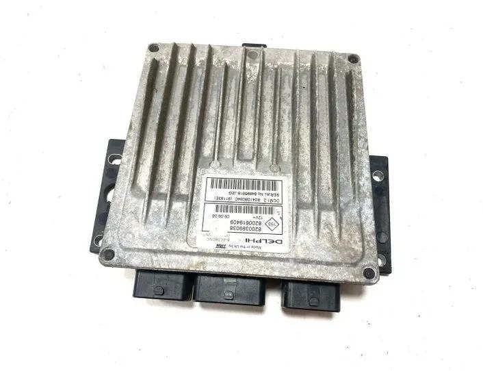 NISSAN Micra K12 (2002-2010) Moottorin ohjausyksikkö ECU 8200619409,8200399038 24731436