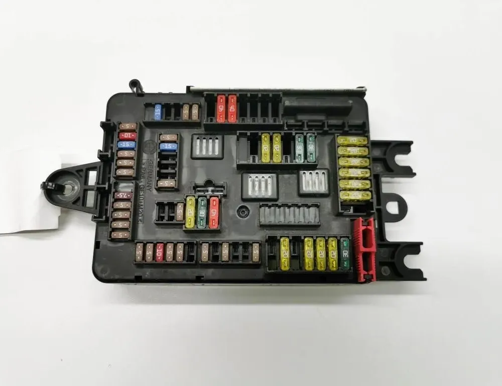 BMW 3 Series Gran Turismo F34 (2013-2017) Sulakekaappi 926111003 21185370