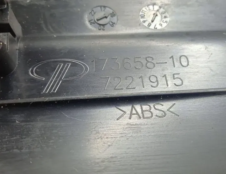 BMW 3 Series F30/F31 (2011-2020) Oikea etukynnysverhoilu 7221915 31131027