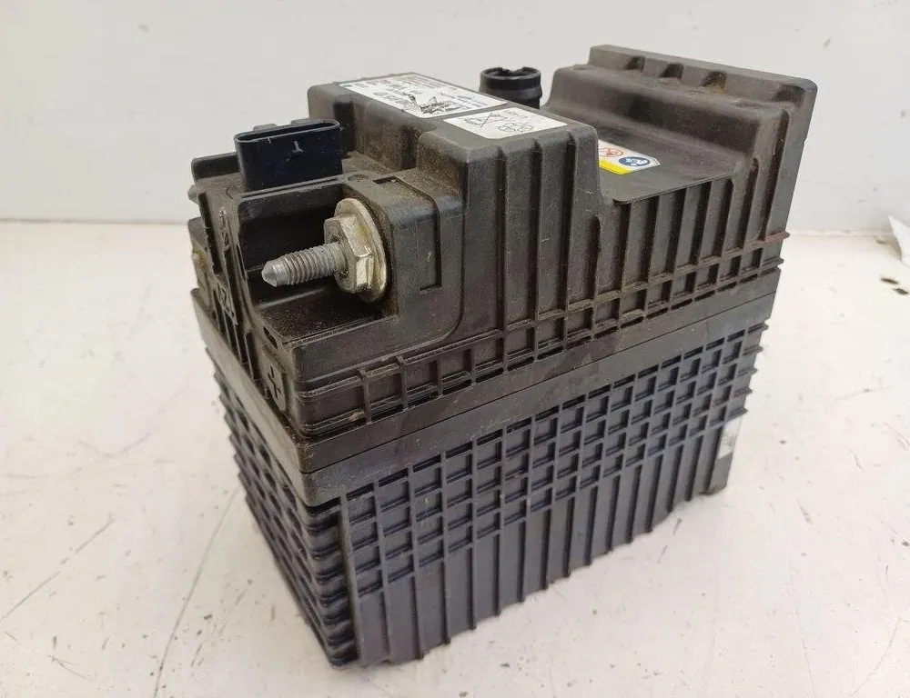 AUDI A6 C6/4F (2004-2011) Akku 4K0915101 31162032