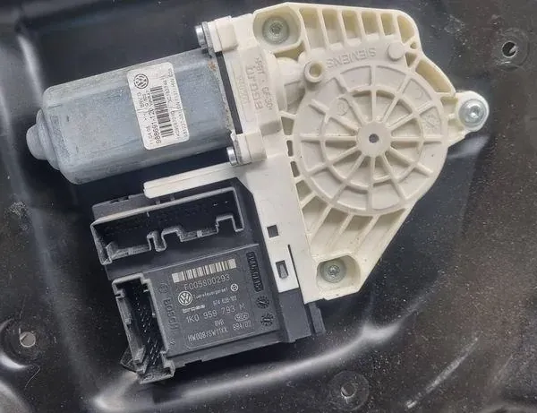 VOLKSWAGEN Passat B6 (2005-2010) Vasemman etuoven ikkunansäädin 3C1837755L,1K0959793M,1K0959701Q 34586991