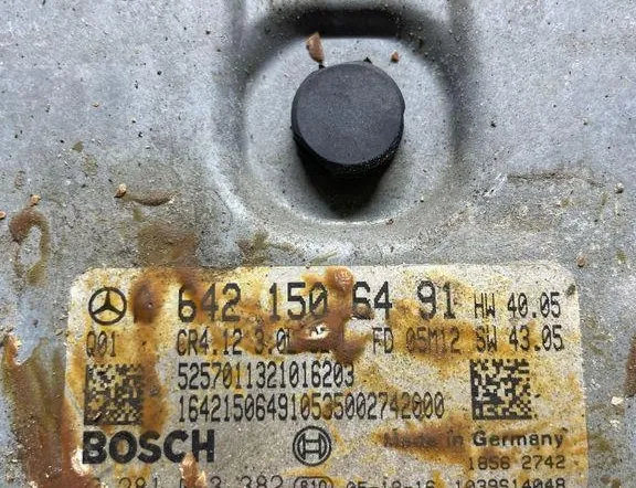 MERCEDES-BENZ M-Class W164 (2005-2011) Moottorin ohjausyksikkö ECU 0281043382,A6421506491,1039S14048 34994755