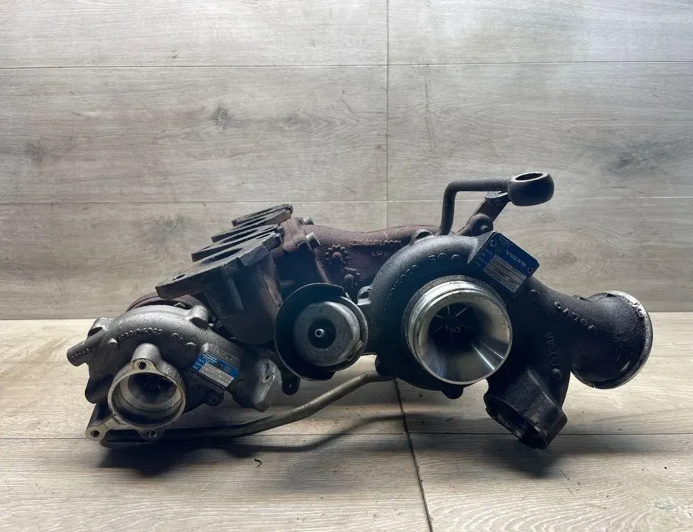 VOLVO XC70 2 generation (2000-2007) Turboahdin 50268884,31459962,31491217,18509700013 34996828