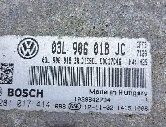 SKODA Superb 2 generation (2008-2015) Moottorin ohjausyksikkö ECU 03L906018BR 34994809