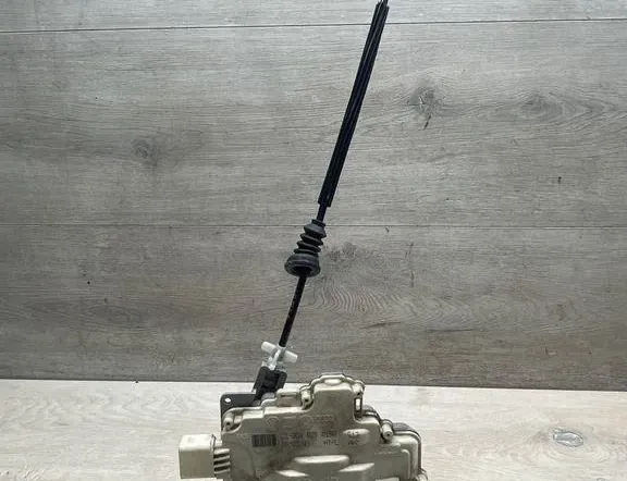 VOLKSWAGEN Passat B7 (2010-2015) Vasemman takaoven lukko A046465 34981225