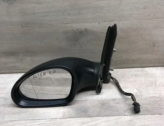 SEAT Altea 1 generation (2004-2013) Vasemman puolen siipipeili 21986891 34995030