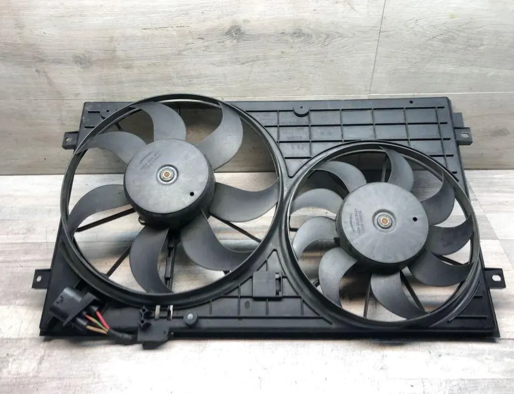 VOLKSWAGEN Golf Plus 2 generation (2009-2014) Moottorin jäähdytystuulettimen jäähdytin 1K0121207BB 34993728