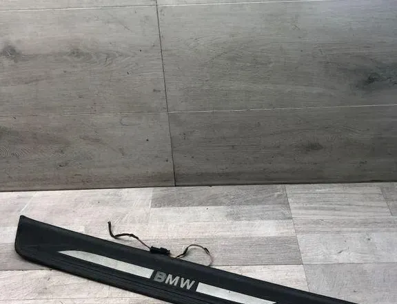BMW 5 Series F10/F11 (2009-2017) Oikea etukynnysverhoilu 7203607 34976334