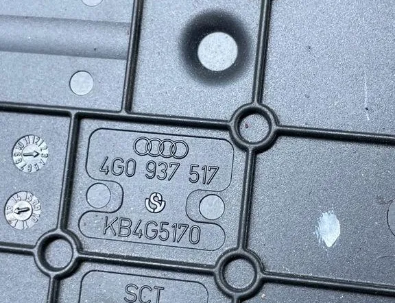 AUDI A6 C7/4G (2010-2020) Virranjakolaatikko 4G0937517,KB4G5170 34996529