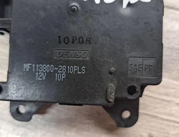 TOYOTA Avensis 3 generation (2009-2020) Sisälämmittimen läppämoottorin toimilaite MF1138002810 34994245