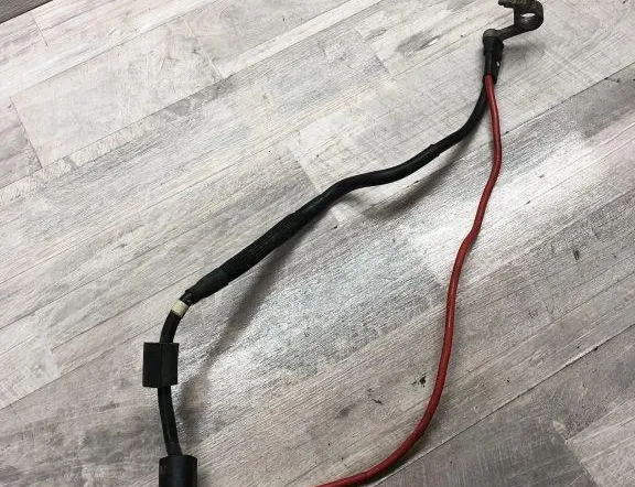 SKODA Superb 2 generation (2008-2015) Positiivinen akun kaapeli 1k0971228T 34996428