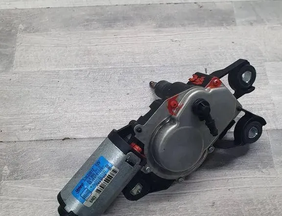 SEAT Ibiza 3 generation (2002-2008) Takaluukun lasinpyyhkijän moottori 6L6955711D 34993420