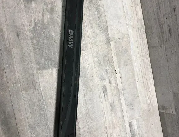 BMW 3 Series E90/E91/E92/E93 (2004-2013) Vasemman puolen muovinen sivuhelman kansi 7060279 34971461