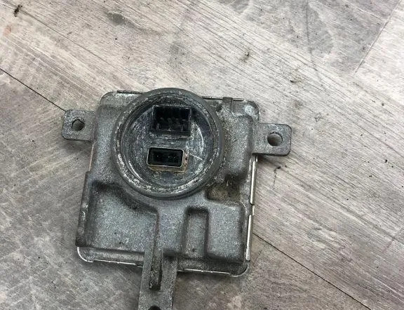 AUDI A6 C7/4G (2010-2020) Xenon-valon ohjausyksikkö W003T22071,01648238,8K0941597E,8K0941597C,3C8941044H,8T0941005D,4G0907697D 34974558
