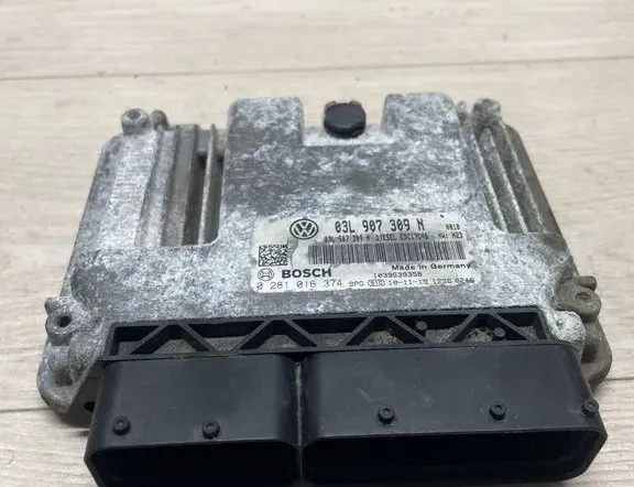 VOLKSWAGEN Passat B7 (2010-2015) Moottorin ohjausyksikkö ECU EDC17C46,03L907309N,03L907309H 34996213