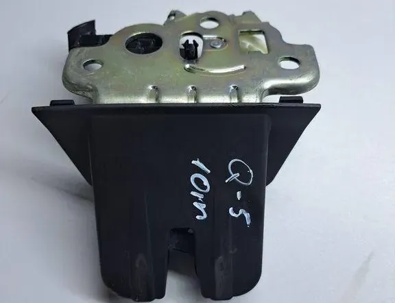 AUDI Q5 8R (2008-2017) Takaluukun takaluukun lukko 8R0827505,8R0827505A,17150011042 34990820