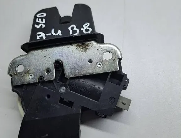 AUDI A4 B8/8K (2011-2016) Takaluukun takaluukun lukko 4F5827505D 34980942